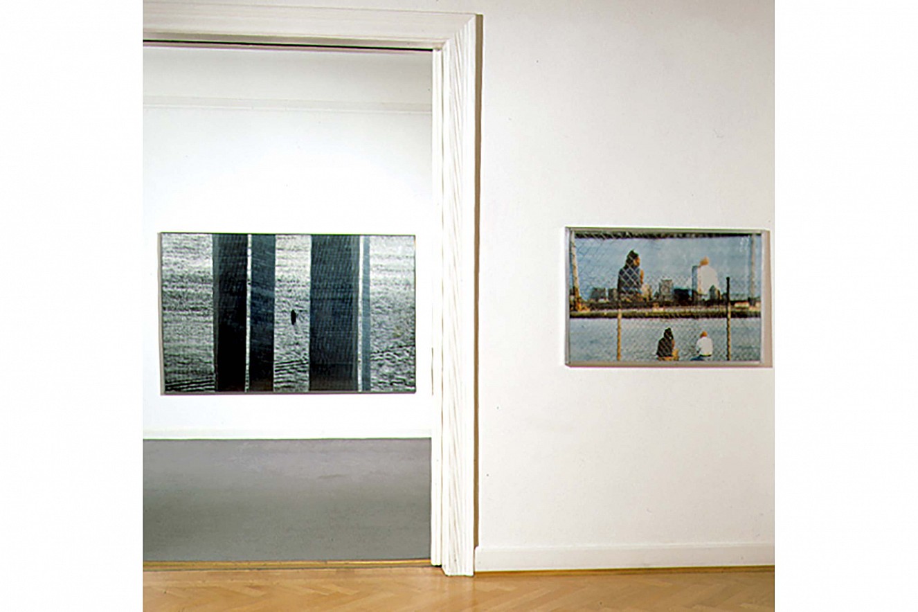 WTC (World Trade Center) und Zurück- Bleiben 
150x200 cm, und 70x100 cm, Fine Art Prints/Glas 
Galerie Erhard Witzel Wiesbaden, Exchange Places