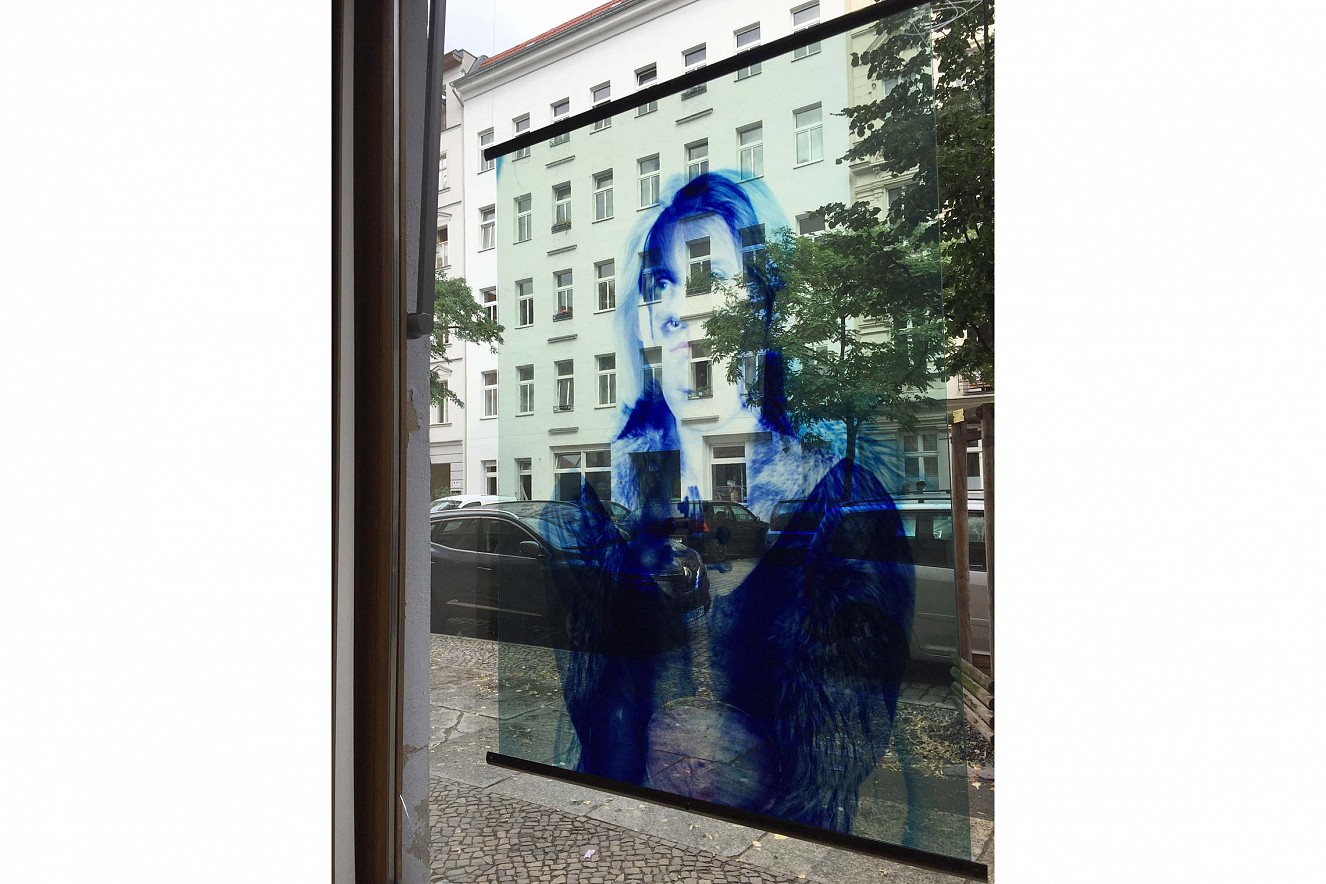 Double Jeu 
Endura translucent, 100x70 cm 
Galerie Gondwana, Berlin, 2018