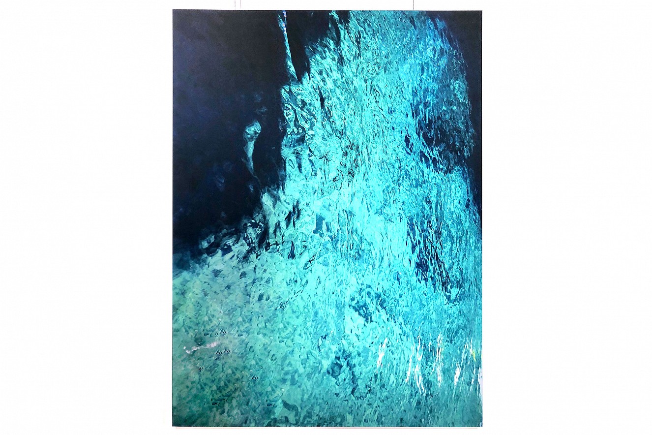 Wasserschatten I 
Fine Art Print Metallic on Aludibond 
90x70cm, 2019