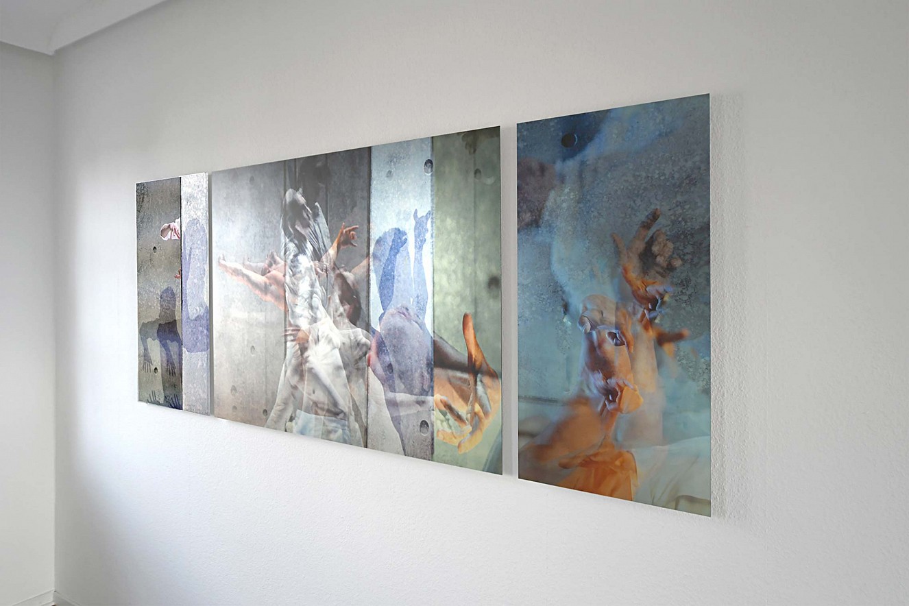 Riven in Time Triptychon  
90x50cm, 90x130 cm, 90x50 cm 
Fine Art Print Metallic auf Aludibond